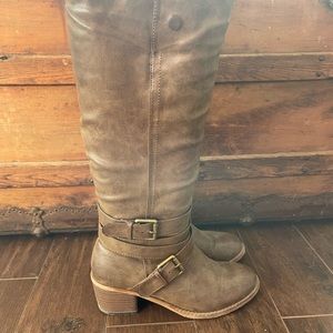 Women's wide calf tall boot
